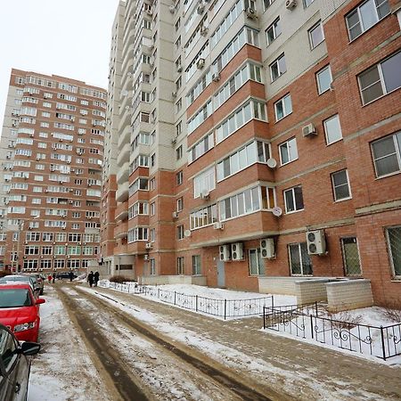 Flat-All 61 Kropotkina Двухкомнатная Квартира До 9 Мест Рядом С Трц "Галерея Чижова" Voronyezs Kültér fotó